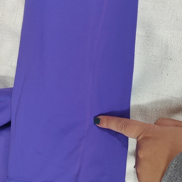Zyia Active Purple Casual Workout Active Capri Length Leggings Size 8-10 - Picture 7 of 9